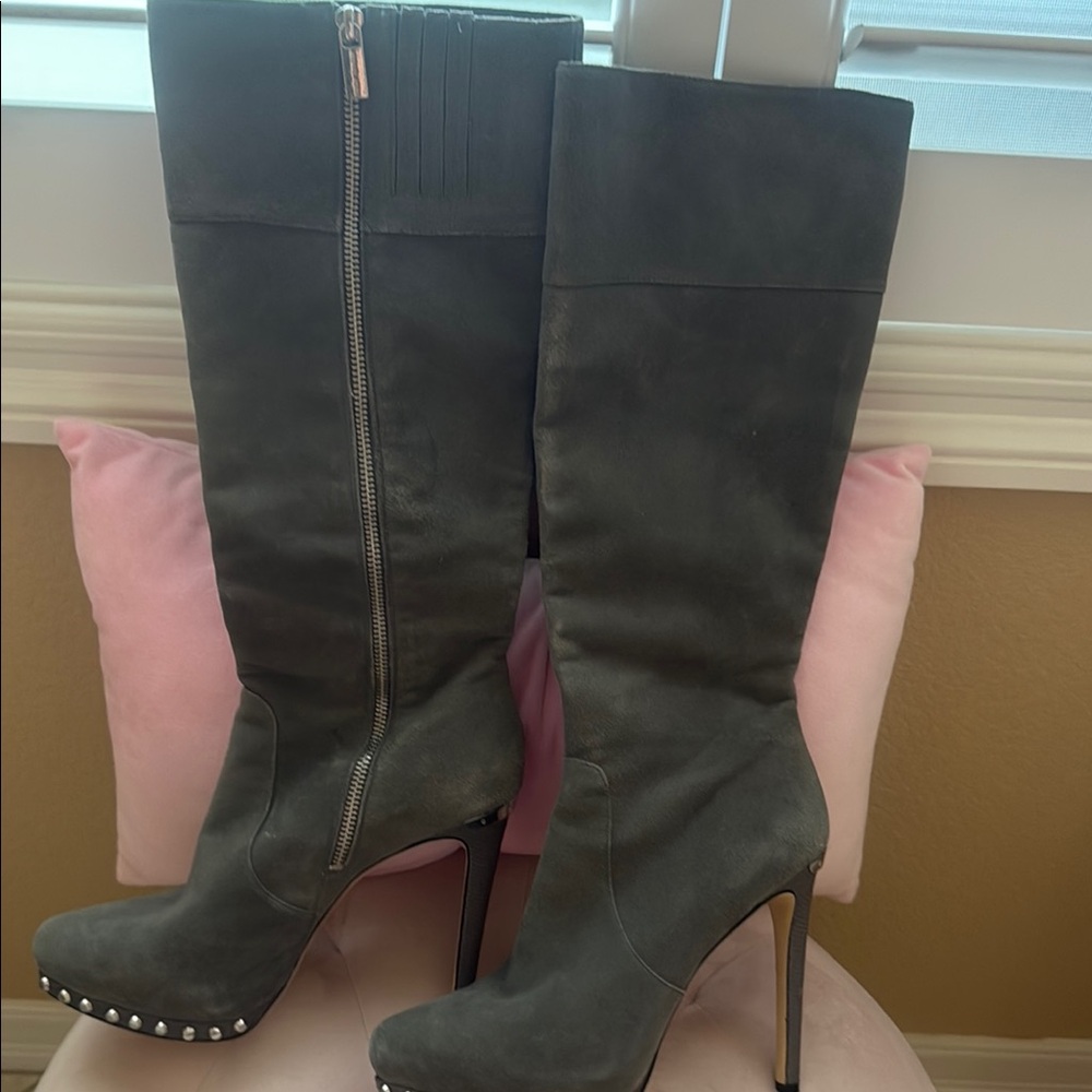 Michael Kors Gray Heeled Boots Classic Design